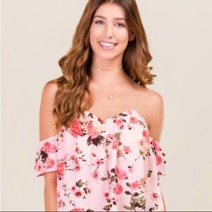 🌸🆕 francesca’s Gisselle Floral Off the Shoulder